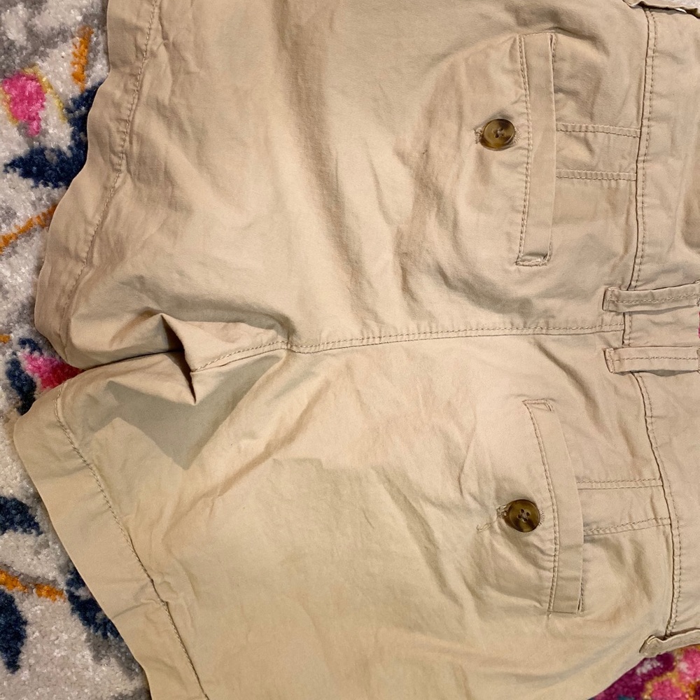 Shorts - Picture 2 of 3